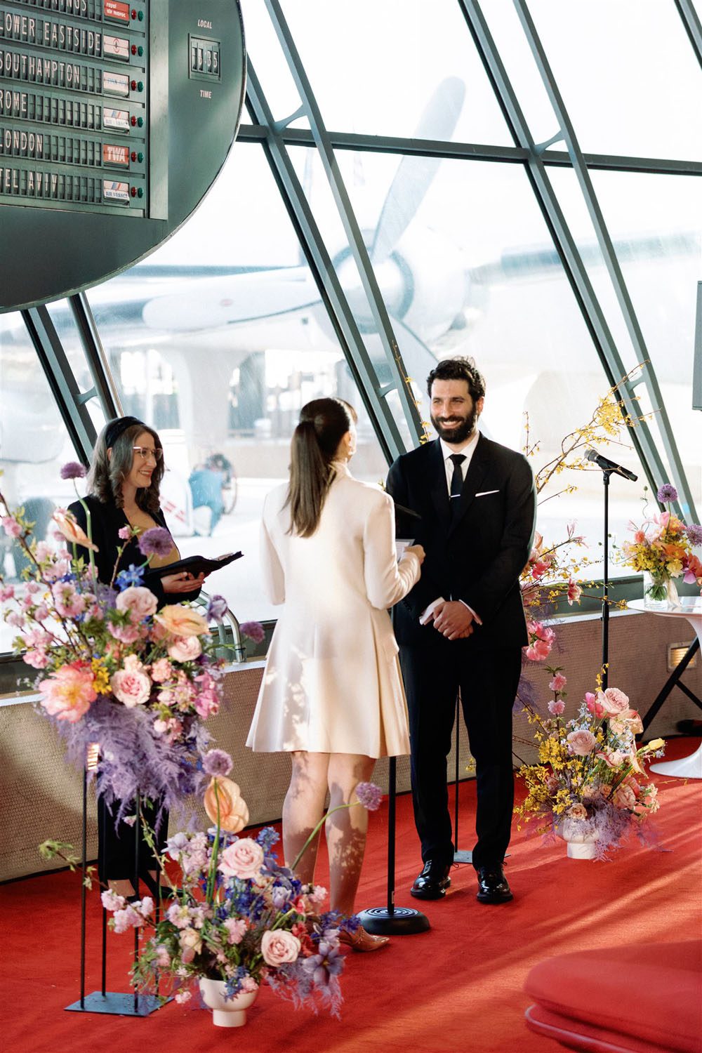 A design and architecture inspired real wedding at the TWA Hotel at JFK Airport